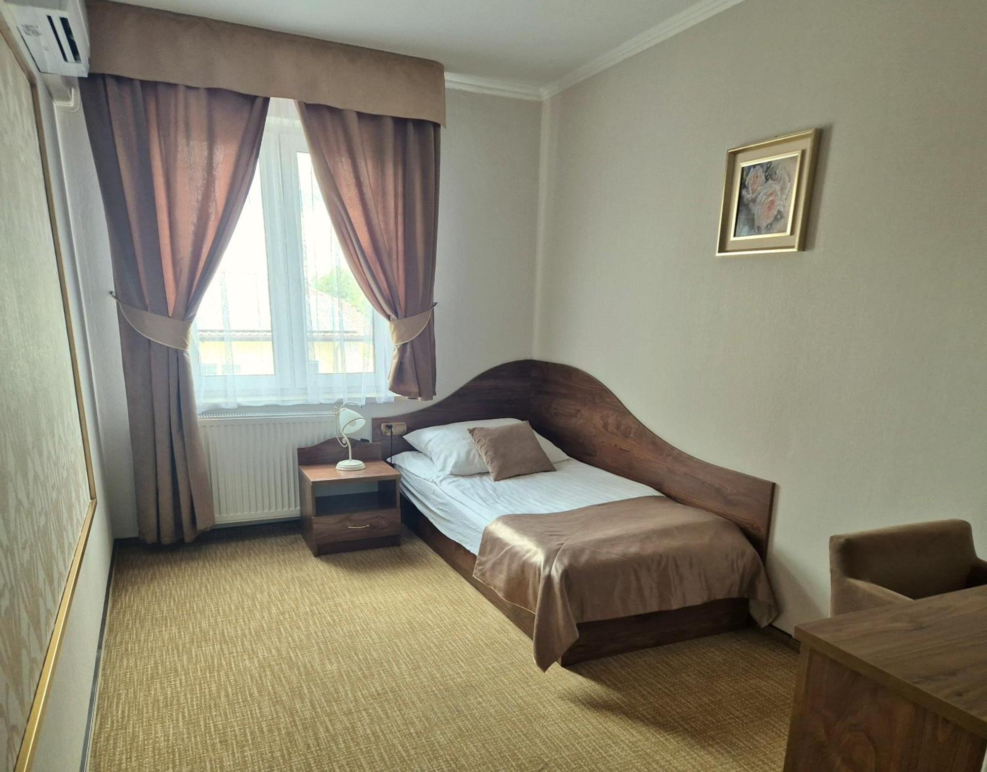 Dworek Nad Stawem & Laznia Piwna Ostrów Mazowiecka Buitenkant foto