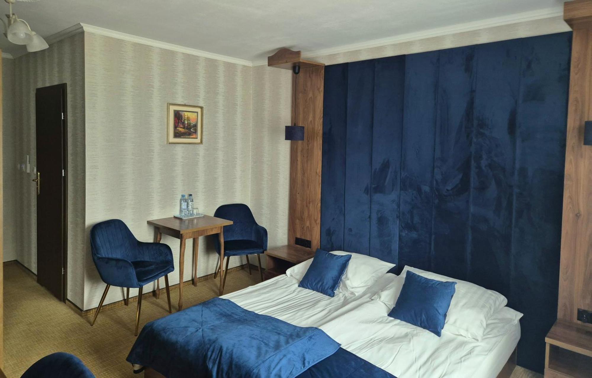 Dworek Nad Stawem & Laznia Piwna Ostrów Mazowiecka Buitenkant foto